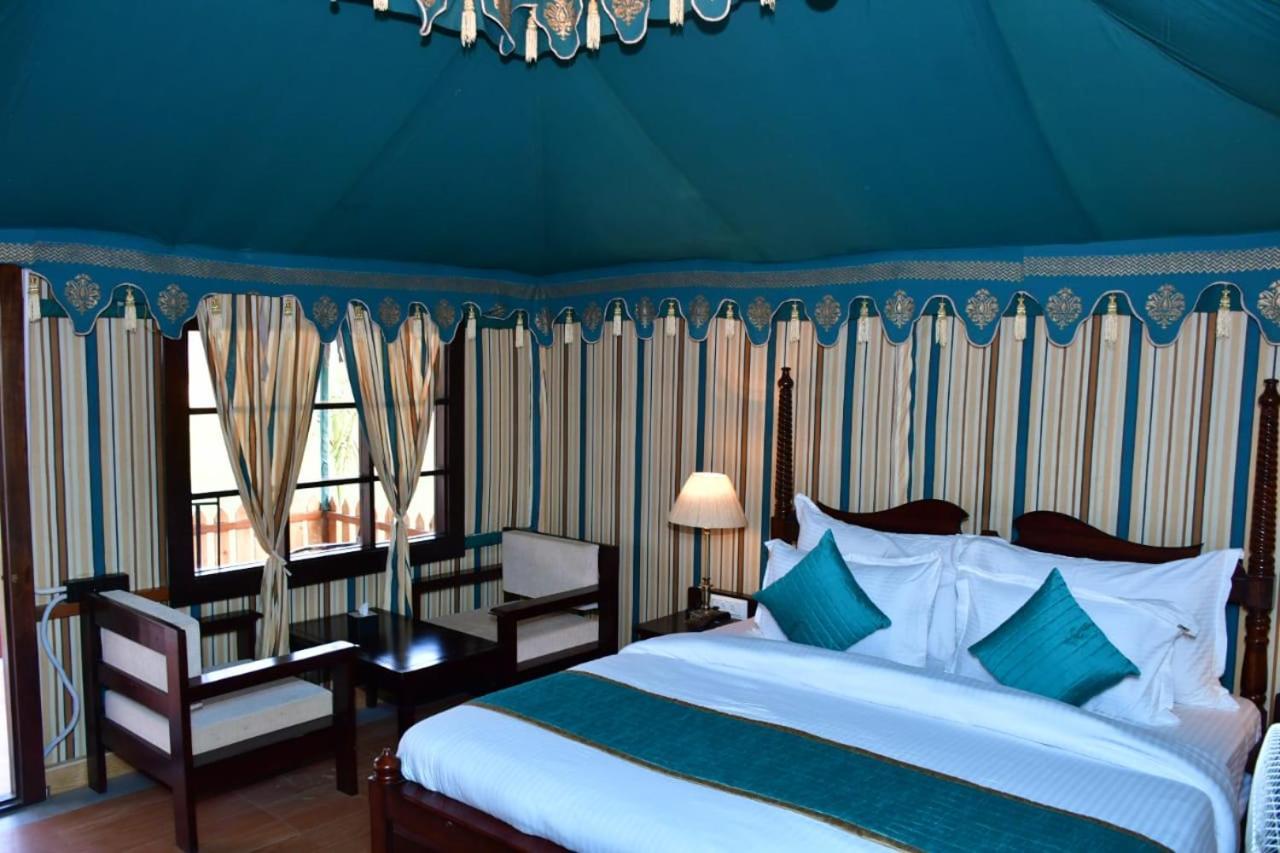 Ananda Resort Pushkar Exteriör bild