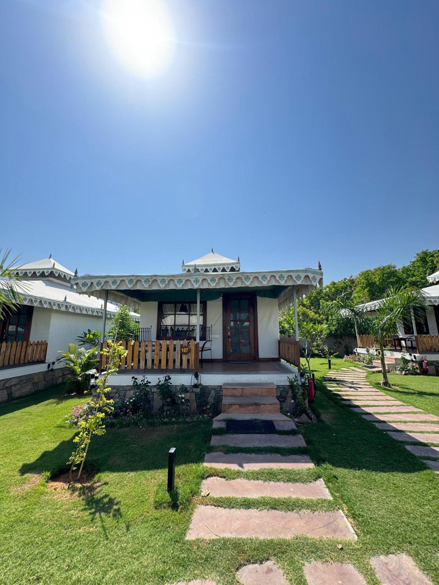 Ananda Resort Pushkar Exteriör bild
