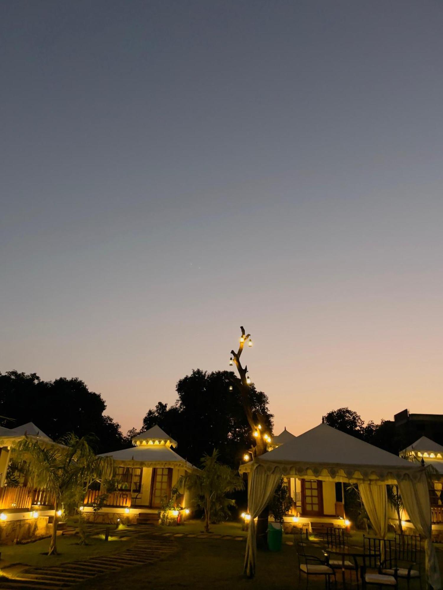 Ananda Resort Pushkar Exteriör bild