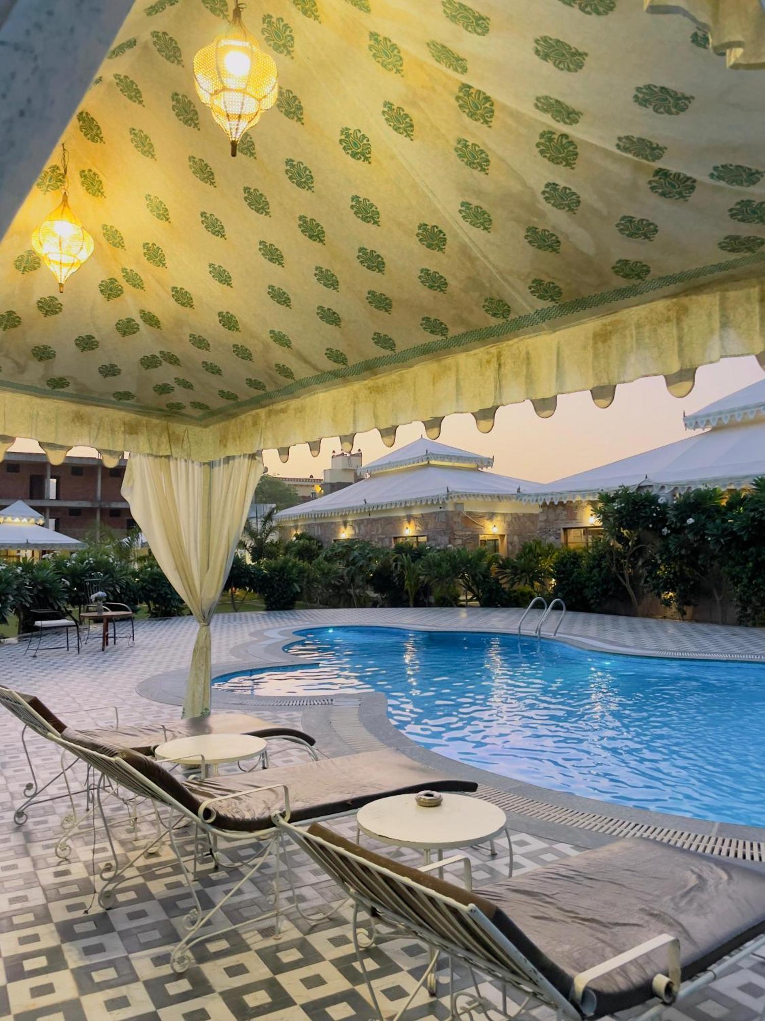 Ananda Resort Pushkar Exteriör bild