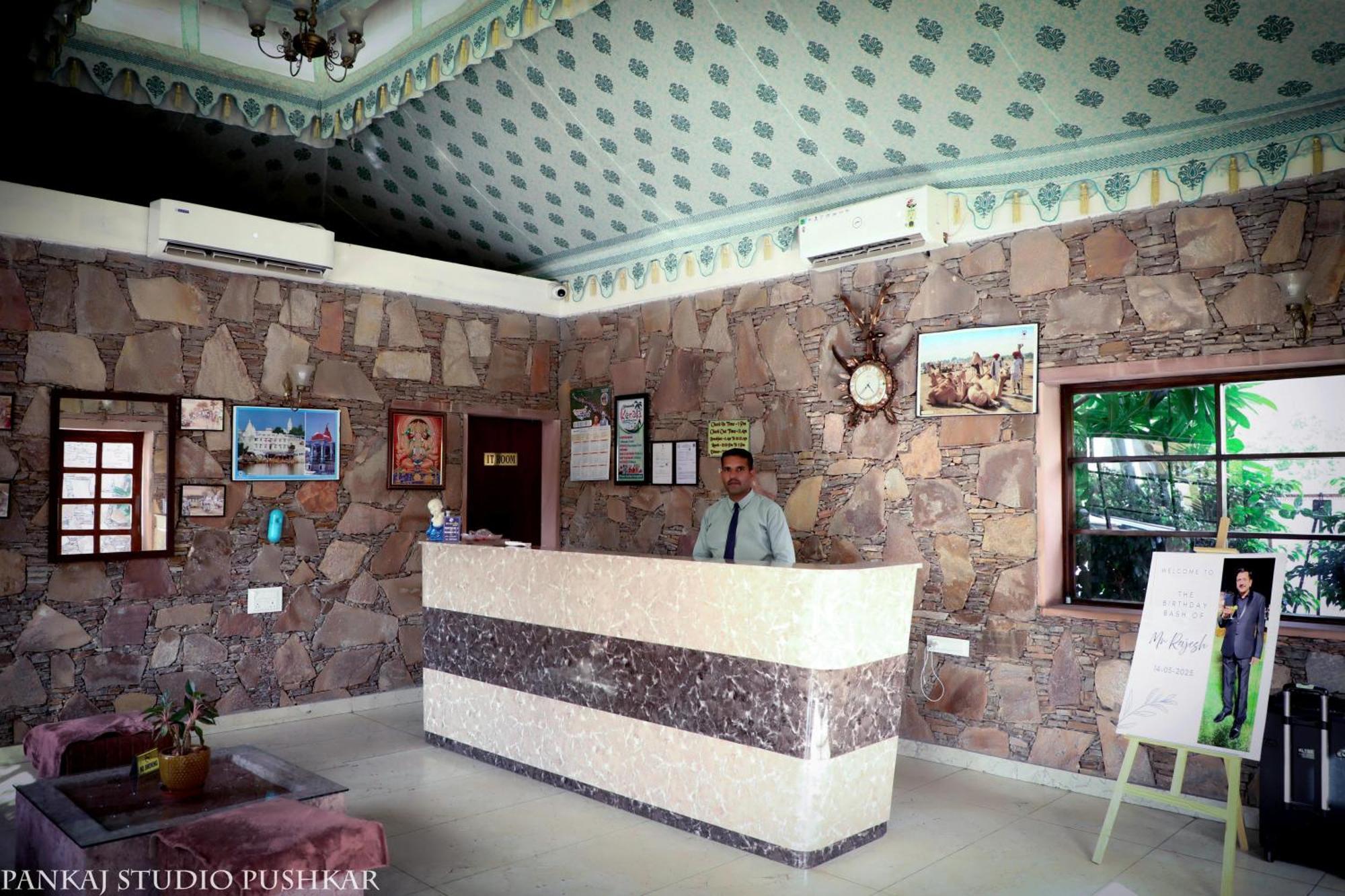 Ananda Resort Pushkar Exteriör bild